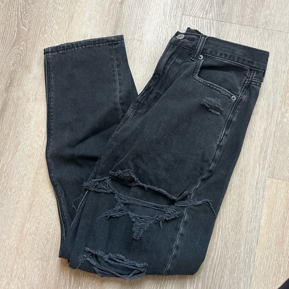 American Eagle Distressed Mom Jeans